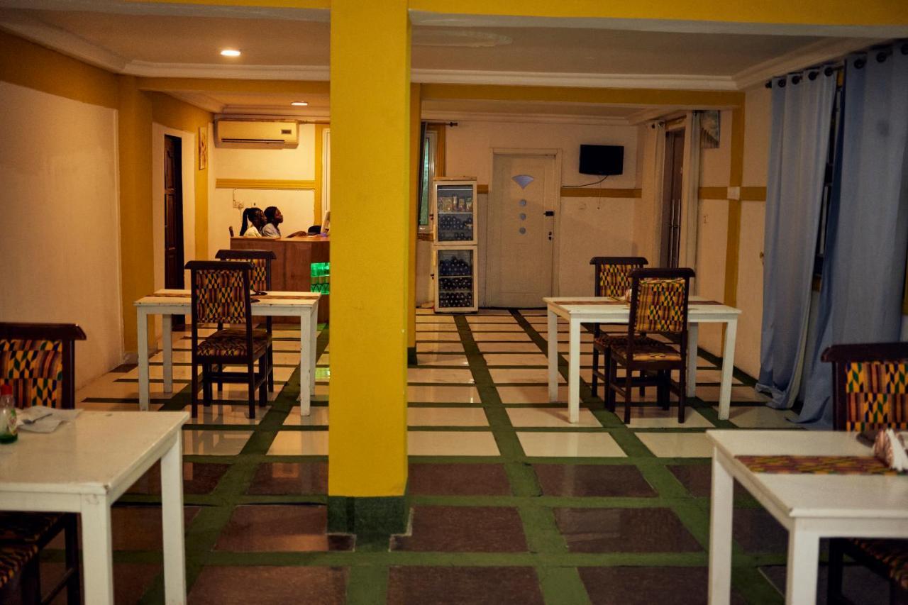 Ellisa Hospitality And Spa Hotel Accra Eksteriør billede