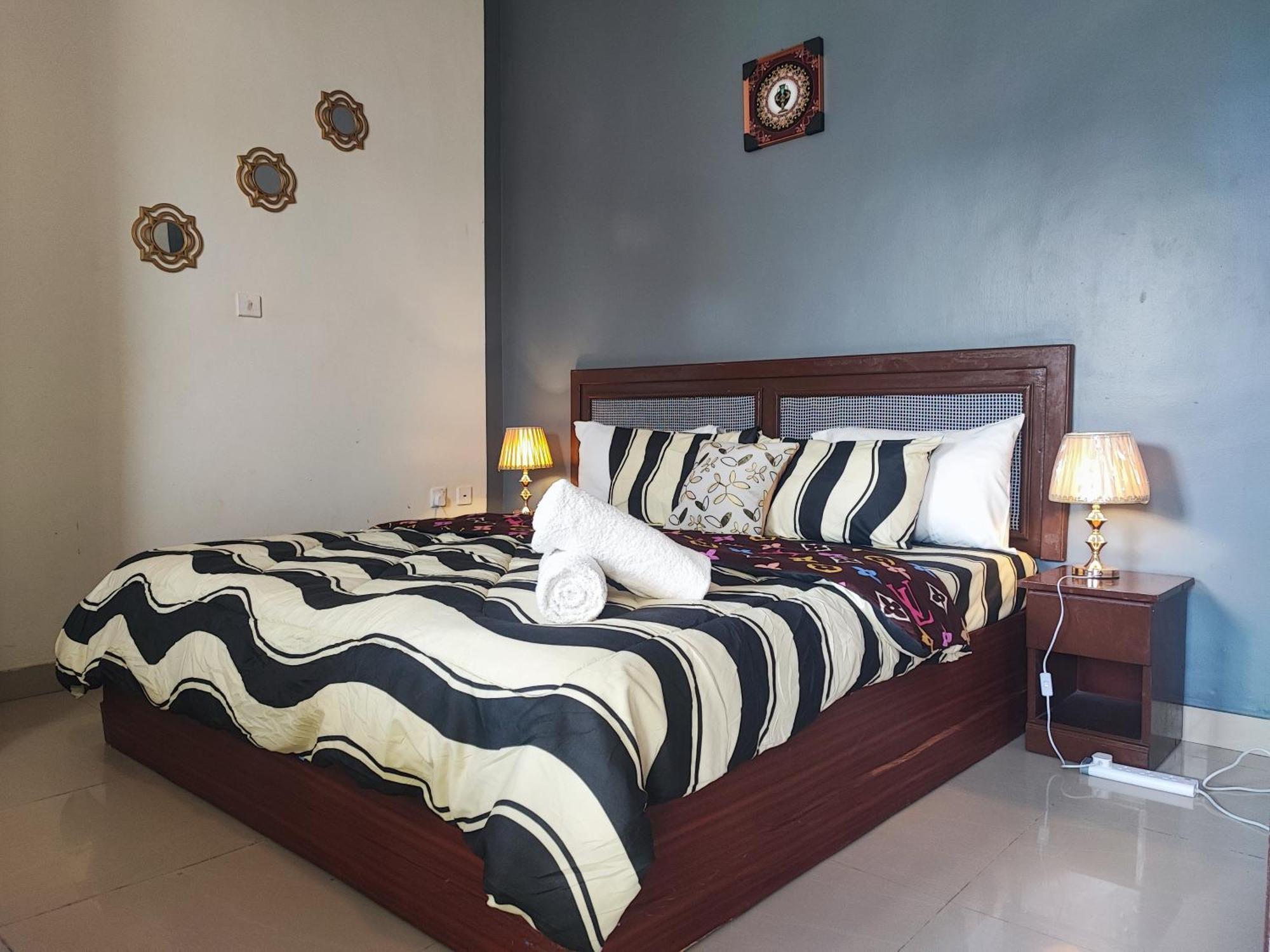 Ellisa Hospitality And Spa Hotel Accra Eksteriør billede