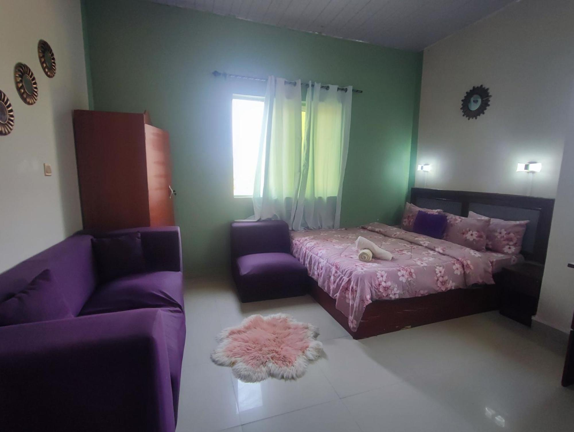 Ellisa Hospitality And Spa Hotel Accra Eksteriør billede