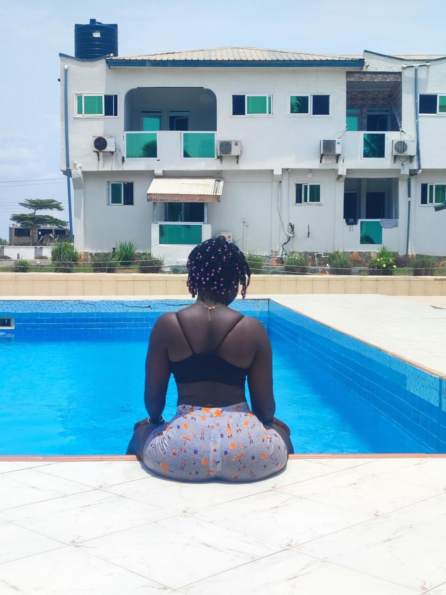 Ellisa Hospitality And Spa Hotel Accra Eksteriør billede