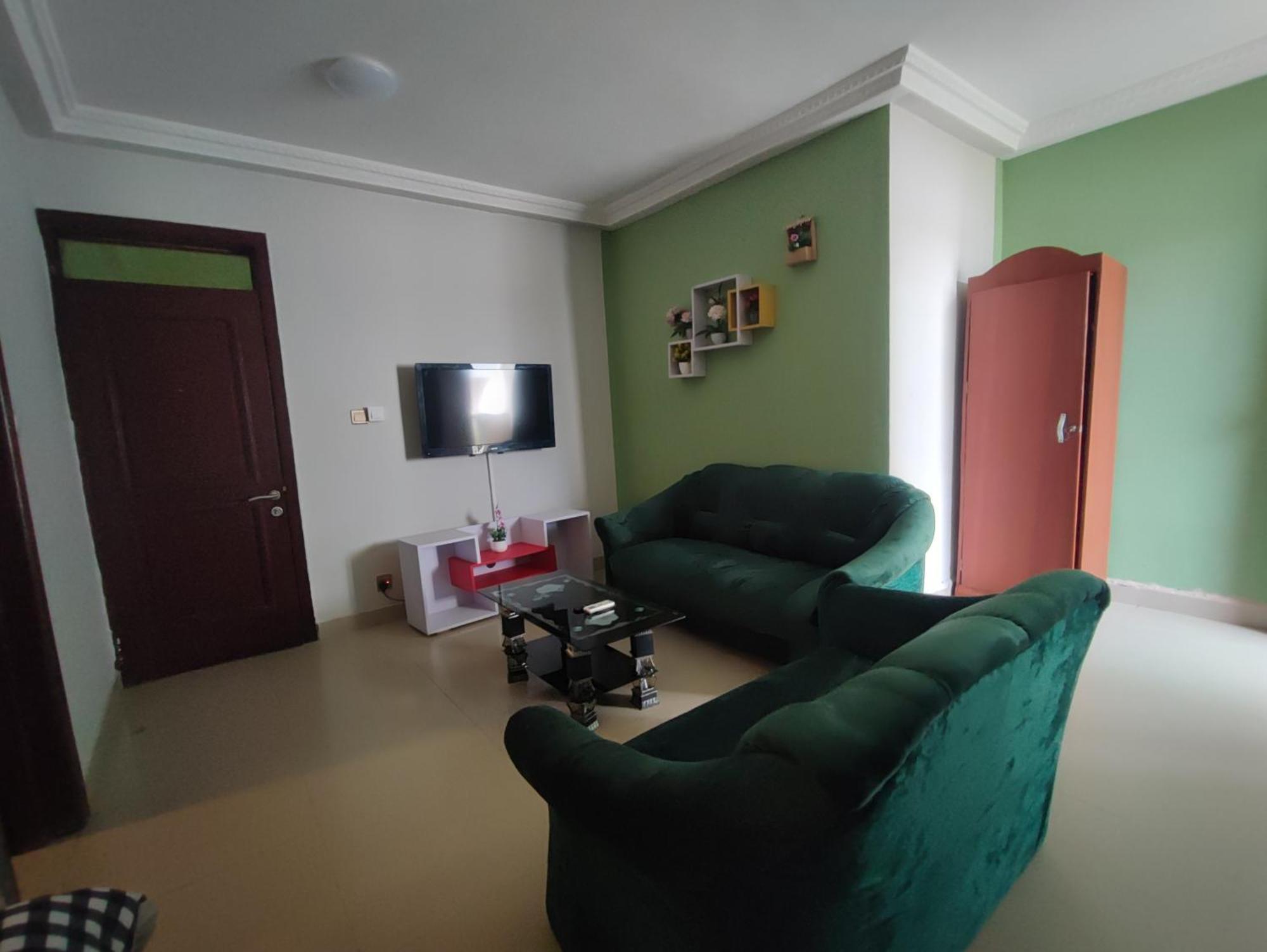Ellisa Hospitality And Spa Hotel Accra Eksteriør billede