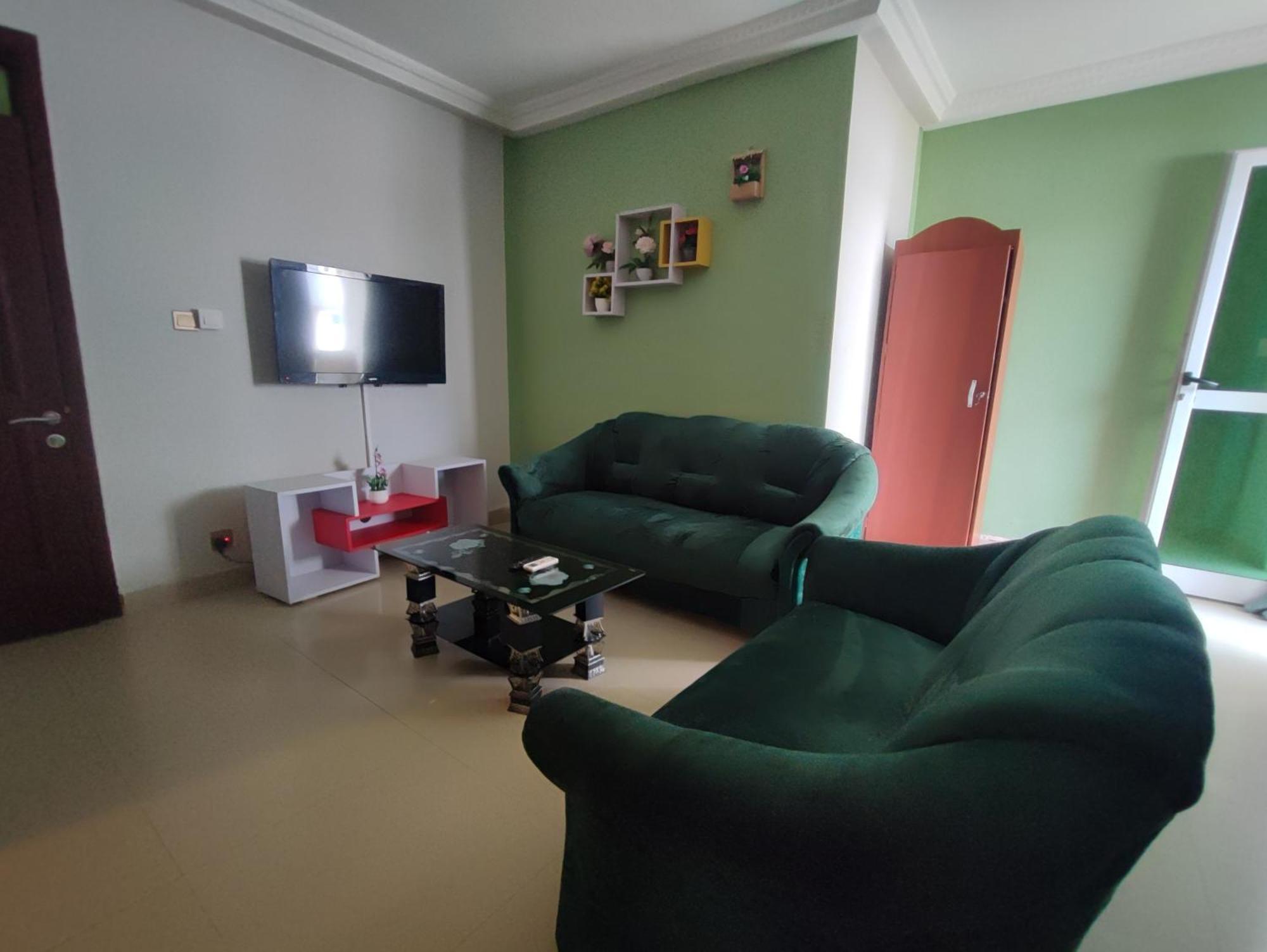 Ellisa Hospitality And Spa Hotel Accra Eksteriør billede